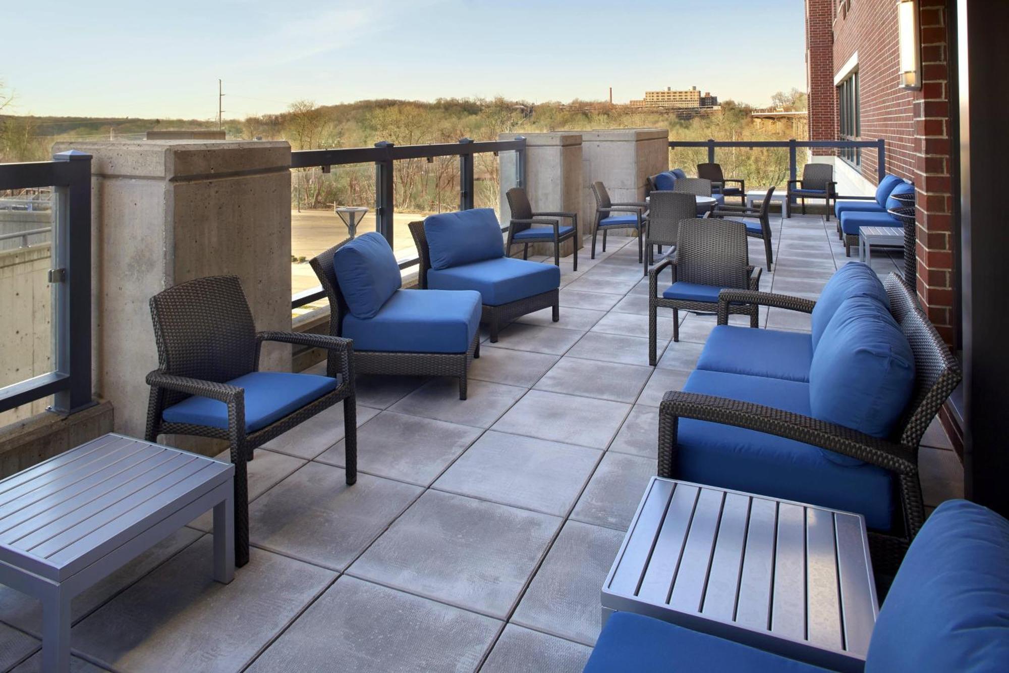 Hotel Courtyard By Marriott Downtown 3*