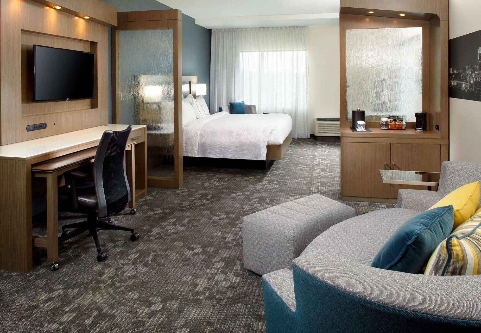 Hotel Courtyard By Marriott Downtown 3*