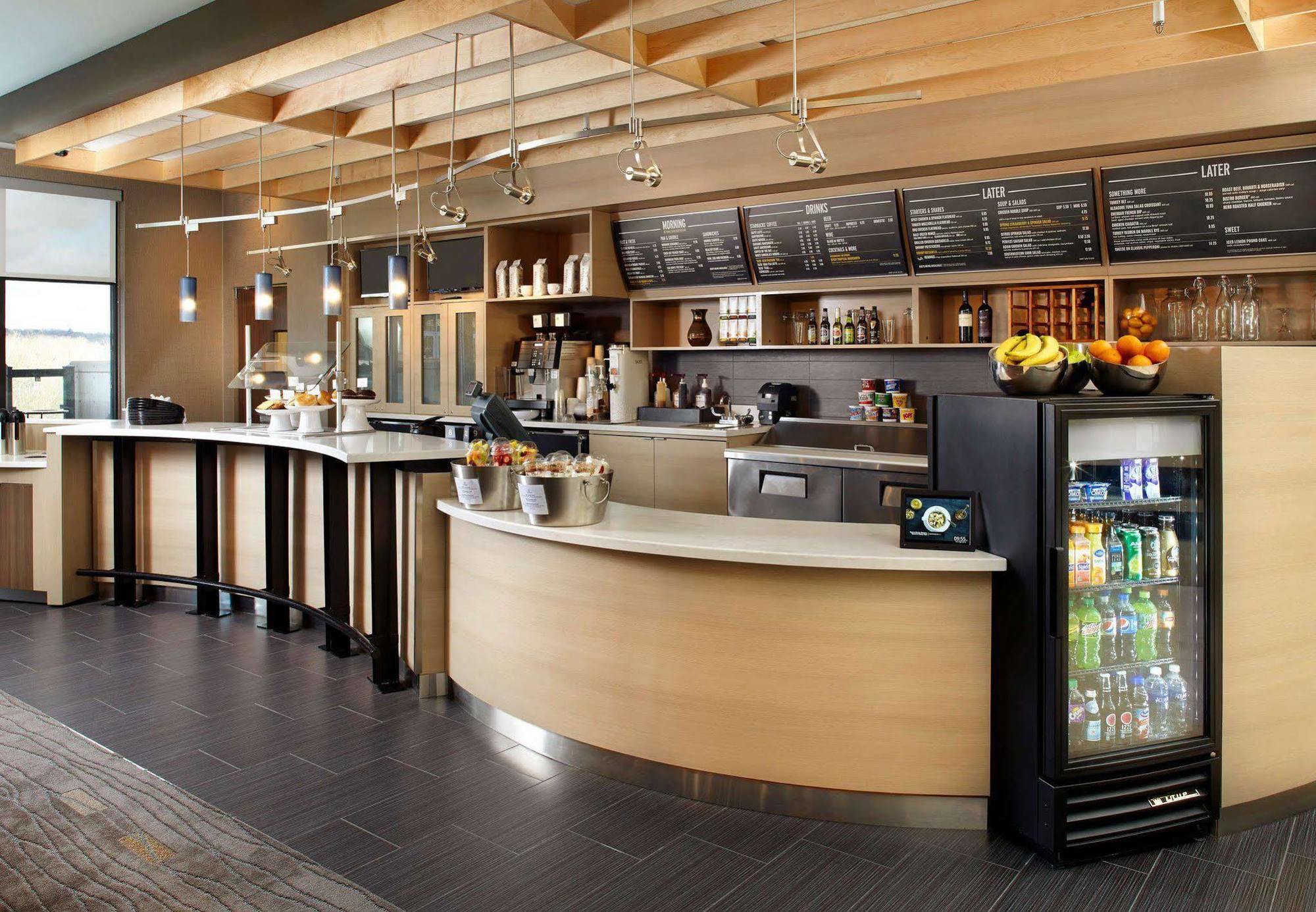 Courtyard By Marriott Downtown Hotel 3*